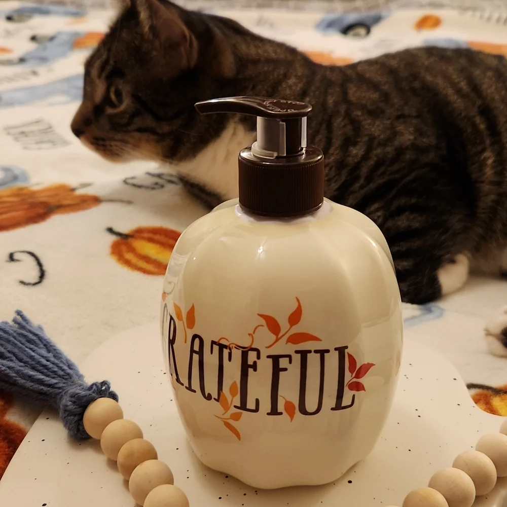 Hand soap - Picture 3 of 8